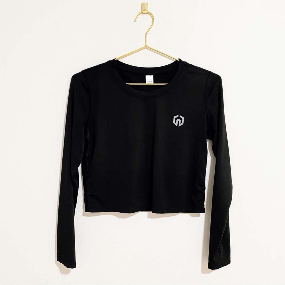 Neleus Crop Top